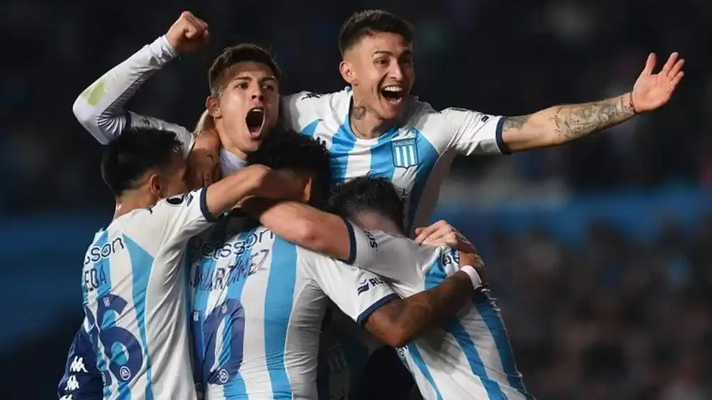 Racing enfrenta a Unión Racing enfrenta a Unión