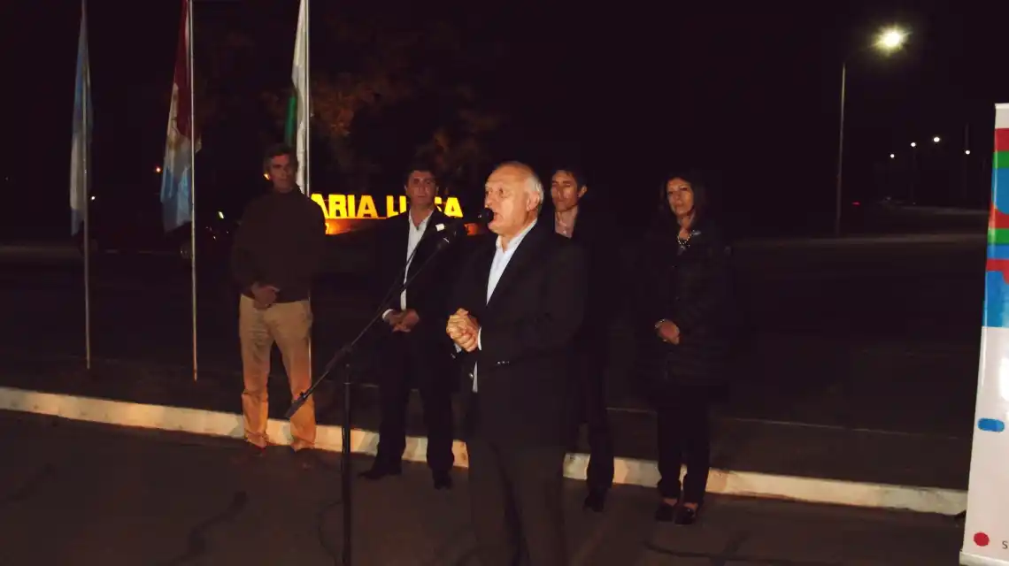 Lifschitz inauguró la obra de iluminación del acceso a María Luisa