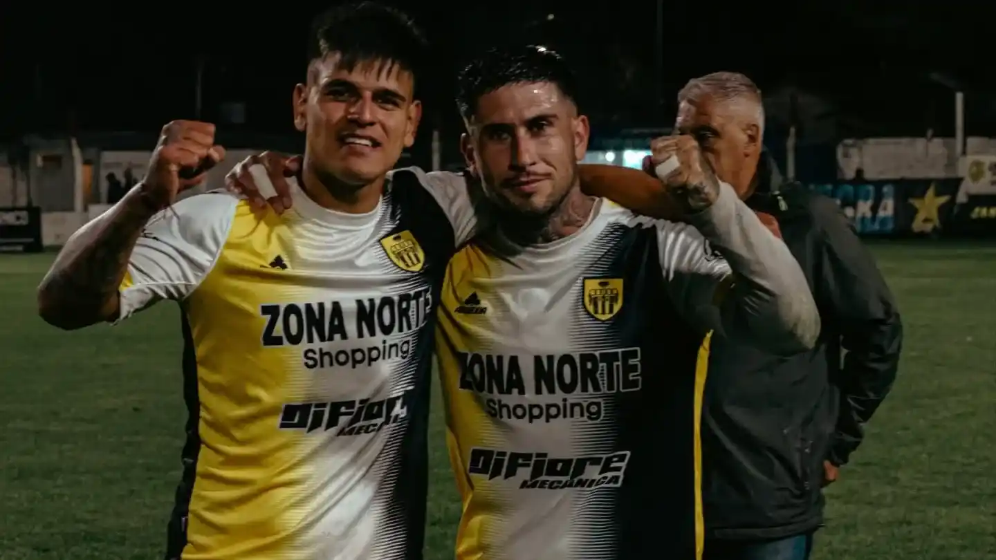 Luciano Domínguez y Nicolás Franco, tras la victoria del sábado ante Círculo Deportivo.