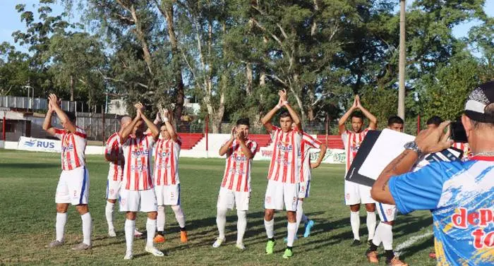 Libertad va por la revancha, el domingo, a las 18 hs