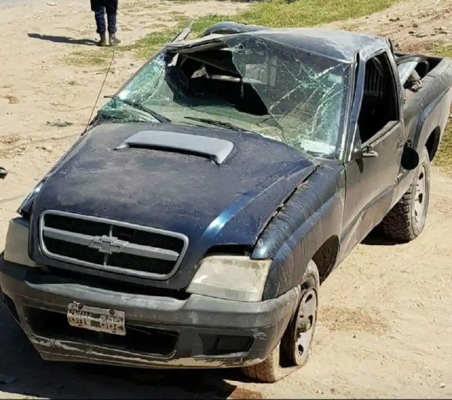 Un muerto y un herido en accidente urbano en Victoria