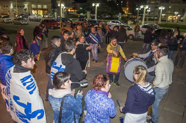 Protesta contra el "salariazo" del Intendente y funcionarios de Azul