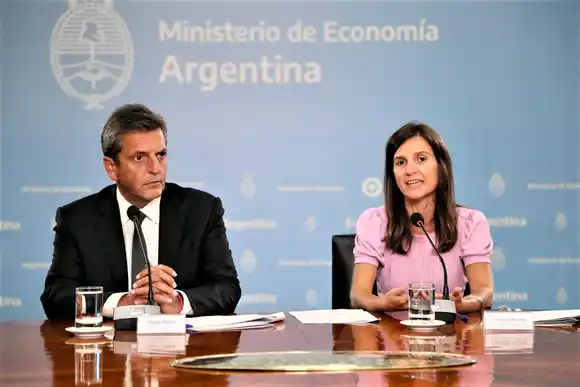 Massa anunció créditos para jubilados de hasta $400.000 y en 48 cuotas