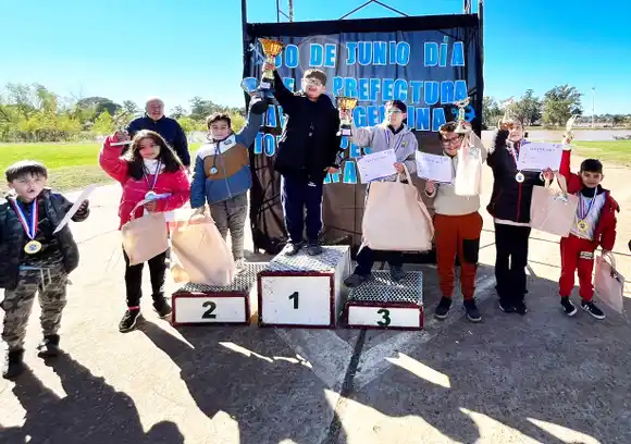 Torneo de Pesca Infantil por el 214 Aniversario de la Prefectura Naval Argentina