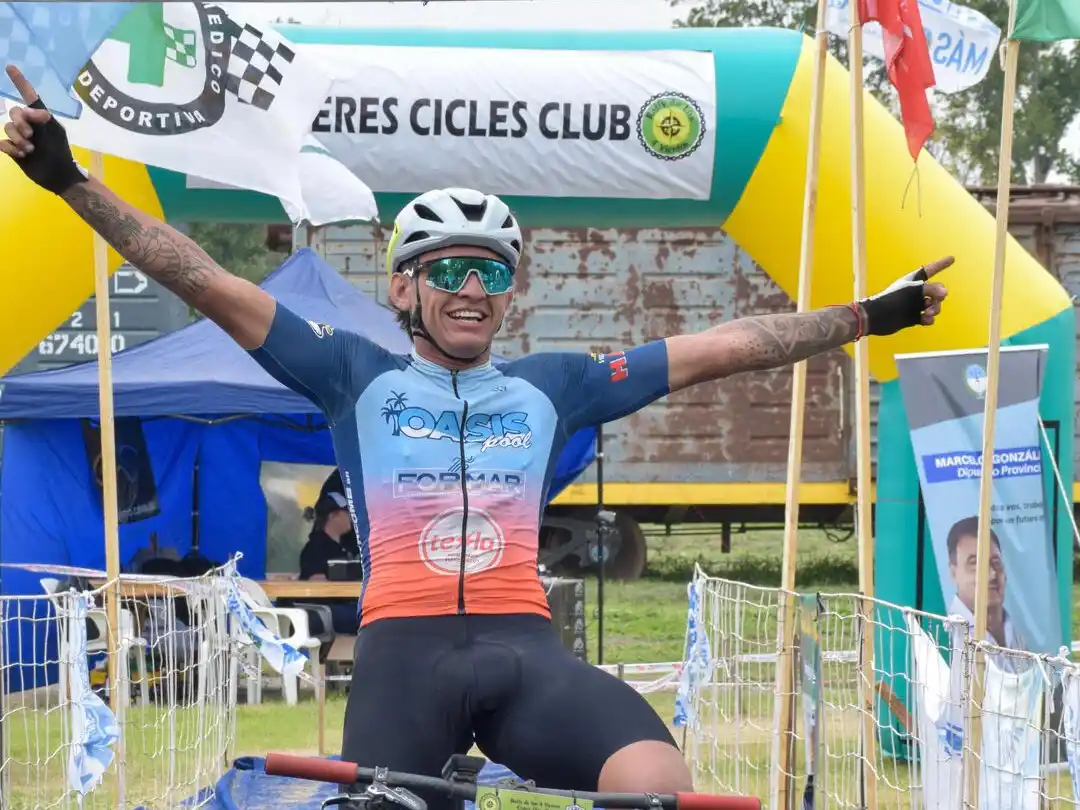 Fernández ganó la categoría Pro.