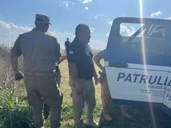 Un hombre golpeó a la esposa de su ex jefe y secuestró su hija en Córdoba: fue detenido tras una persecución