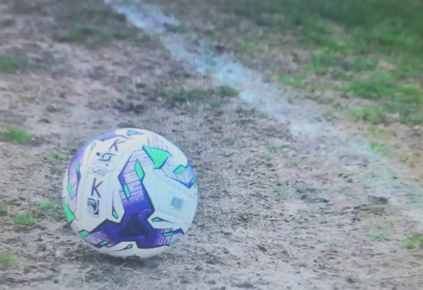 Las malas condiciones climáticas de las últimas horas provocaron la segunda suspensión en lo que va del torneo Oficial de la Liga Departamental de Fútbol. Se iba a disputar hoy domingo la fecha 5 que se hará parcialmente ya que en General Galarza se juega con normalidad.