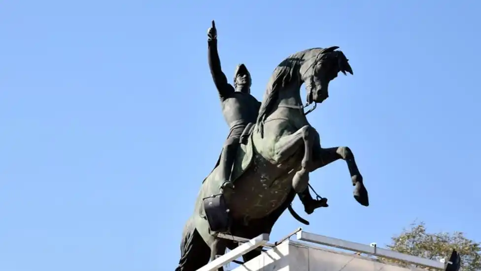 San Martín y la Argentina de hoy. El ejemplo que desafía al presente.
