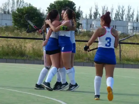 Las Tanas enfrentan a La Cañada.