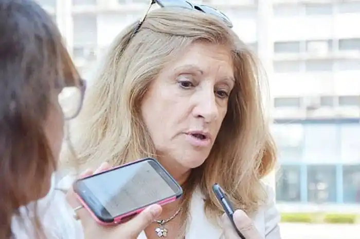 El Gobierno provincial pide a la ciudadanía �Sautocontrol⬝ y reforzar las �Smedidas individuales⬝