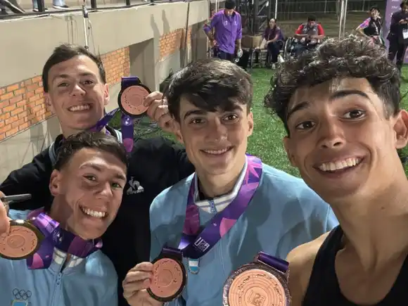 Tomás Mondino, bronce histórico y récord argentino en el 4x100 de los Panamericanos Junior