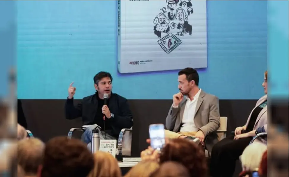Kiciloff en la Feria del Libro