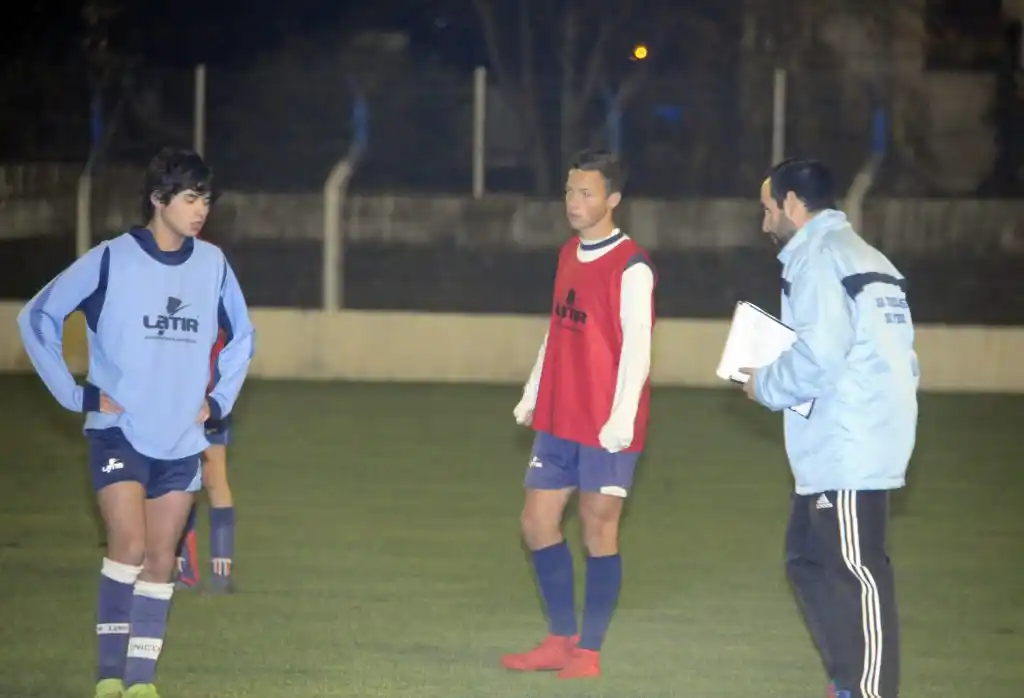 El seleccionado de 2004 está en marcha hacia el Nacional