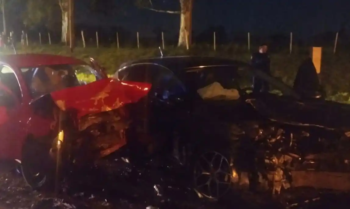 Tremendo choque en Urquiza al Oeste: una mujer fue hospitalizada en el Centenario