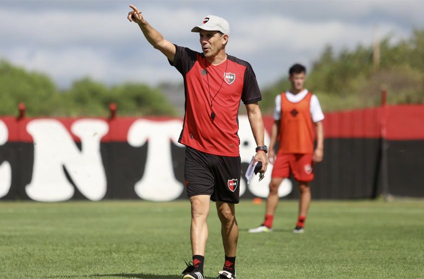 Tras el golpazo en el Clásico, Newells recupera a Banega y aguarda por el choque con San Lorenzo
