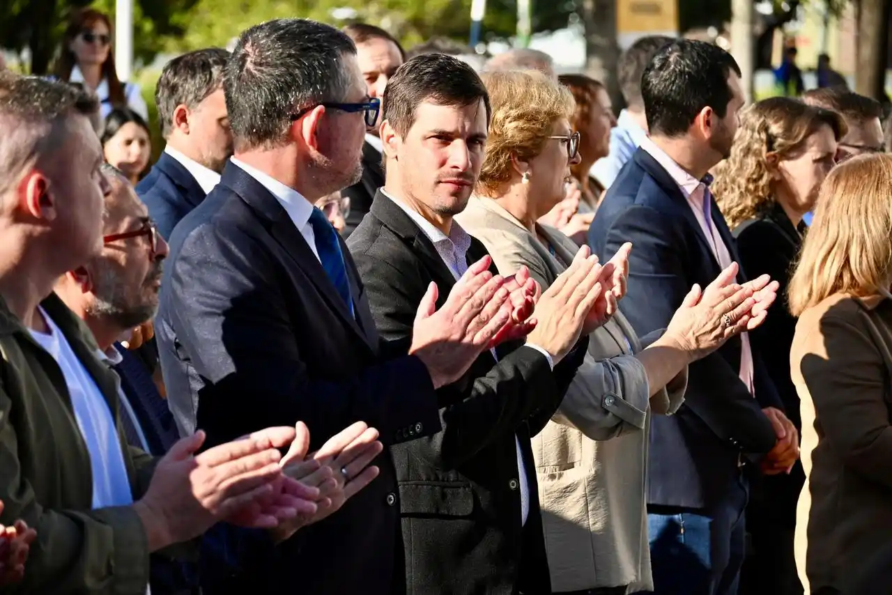 Viotti encabezó el acto oficial por el Día de los Trabajadores
