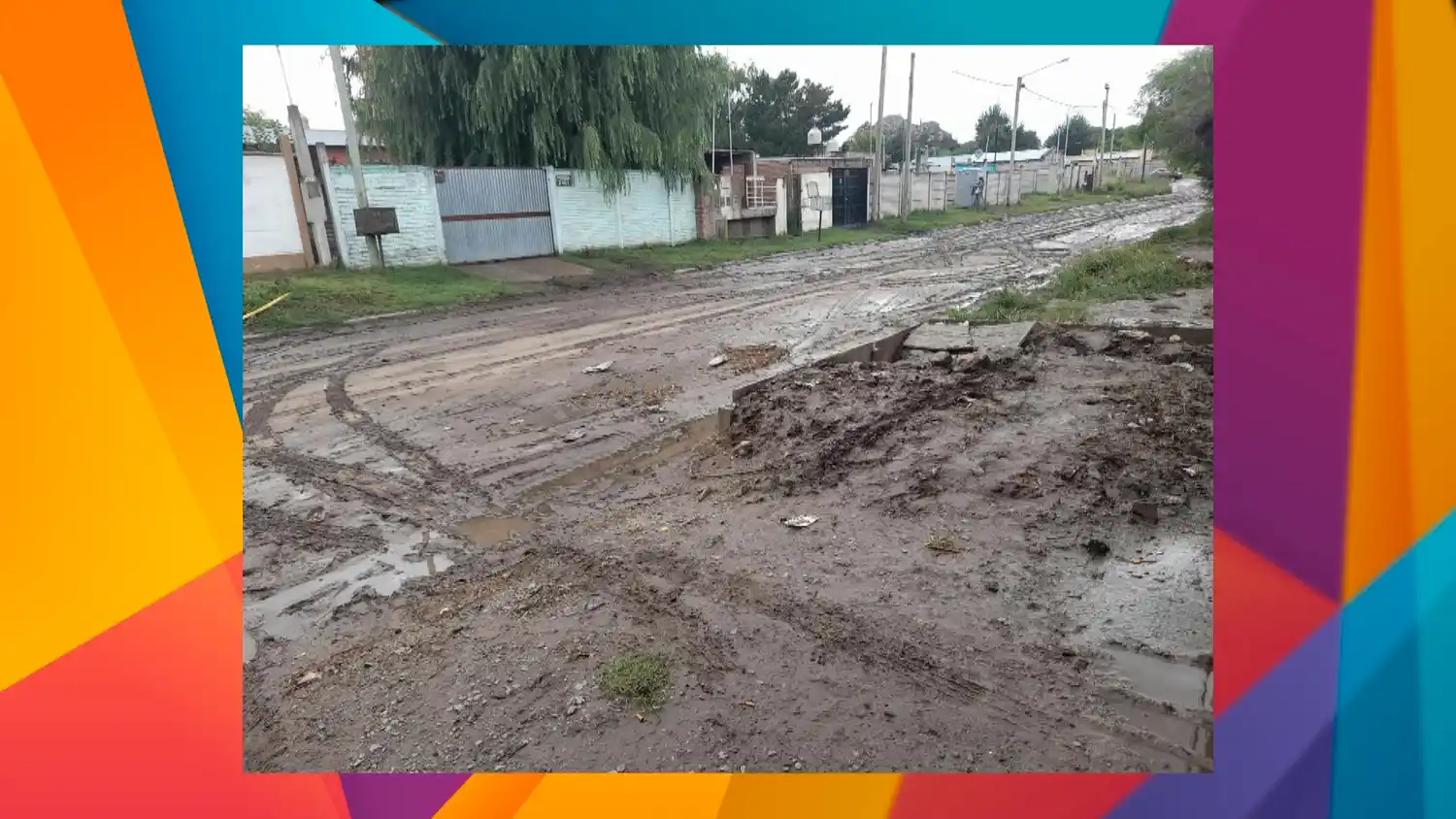 Continúan los anegamientos de las calles en diferentes partes de la ciudad