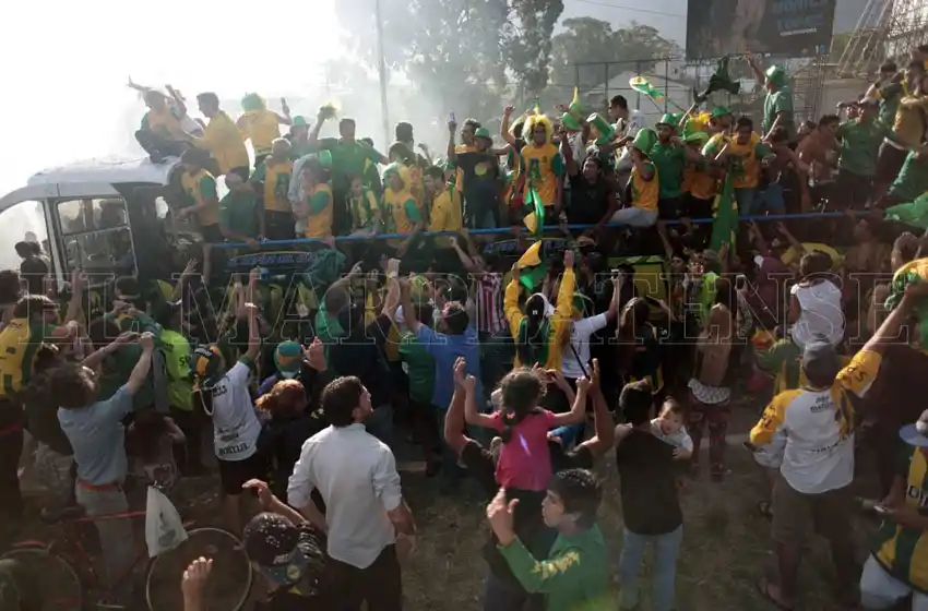 Hace tres años, la caravana de Aldosivi copaba las calles