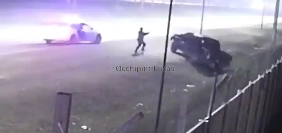 Moreno: Policías dispararon contra joven que volvía de una fiesta y pasó un semáforo en rojo