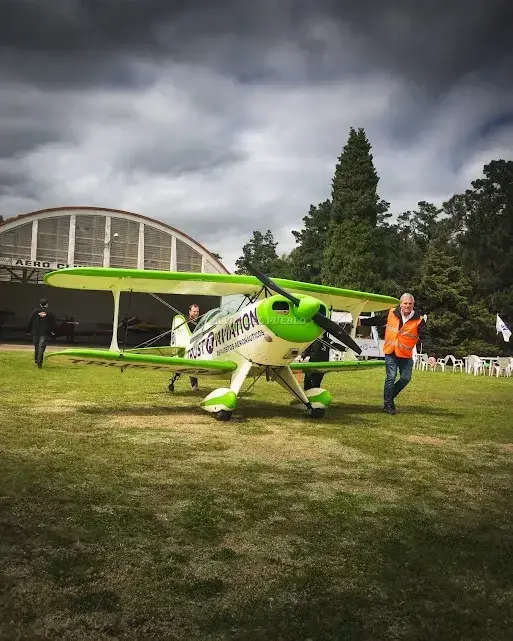 Los aviones se lucieron en el festival del Aero Club