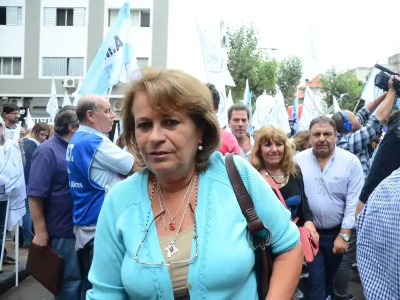 La FEB ratificó el paro provincial de este martes y nacional del miércoles