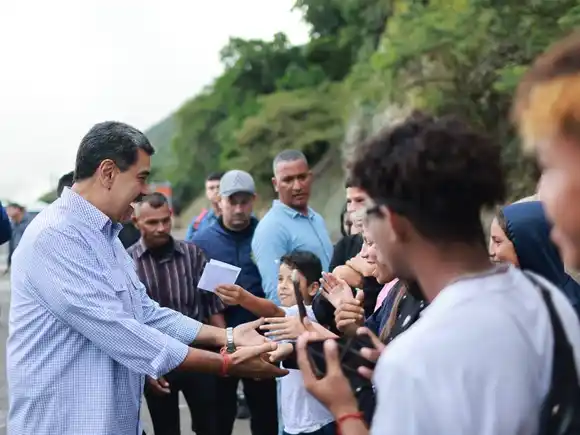 Maduro: "Venezuela cuenta con un pueblo consciente, empoderado, que no se deja perturbar por nadie"