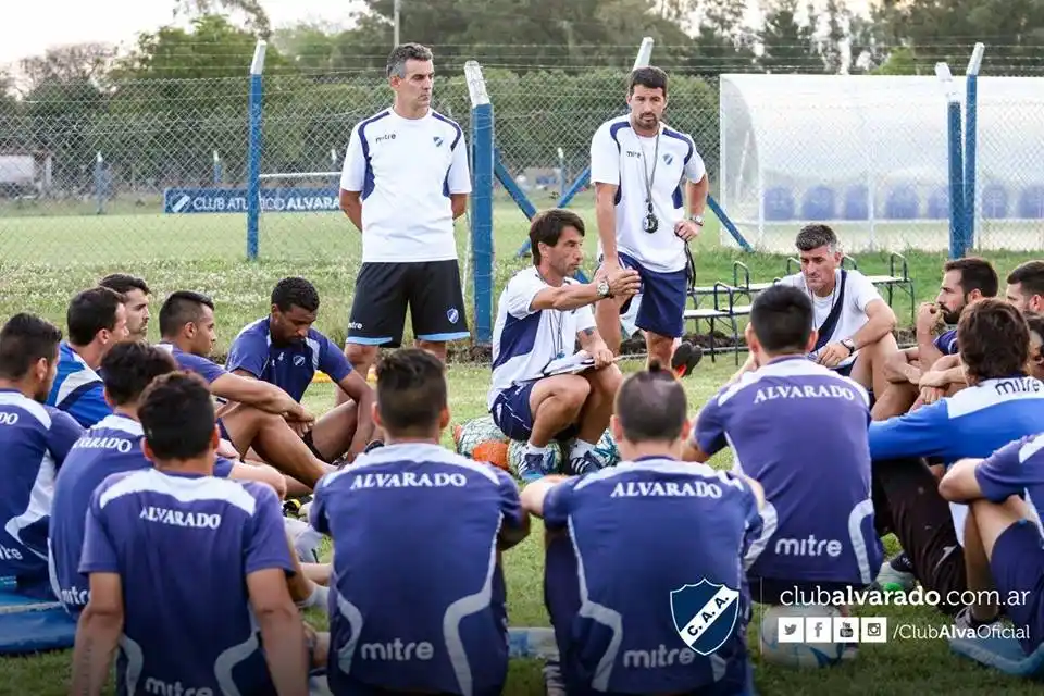 Alvarado jugará con Santamarina en Tandil