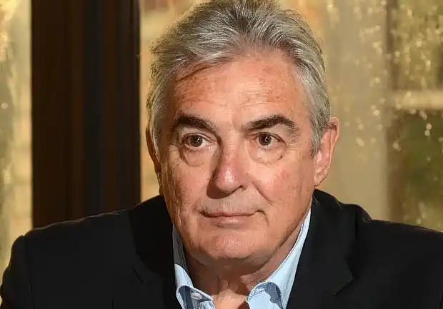 Linares propone proyecto para ponerle techo al tarifazo