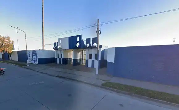 Apareció una garrafa de 15 kilos abandonada en uno de los ingresos al Club Sportivo Norte