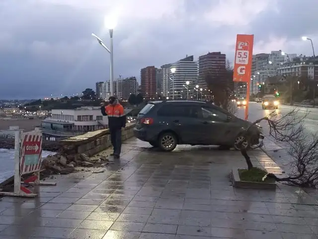Despiste y choque contra un paredón: test de alcoholemia negativo