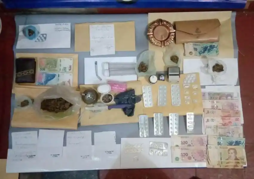 Desarticulan banda dedicada a la emisión de recetas falsas, venta de drogas y psicofármacos