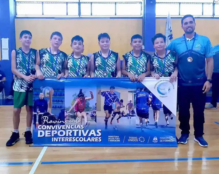 El Colorado y Pirané, los
mejores en el básquetbol