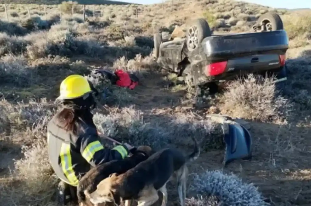 Fuerte vuelco en Piedra del Águila 3