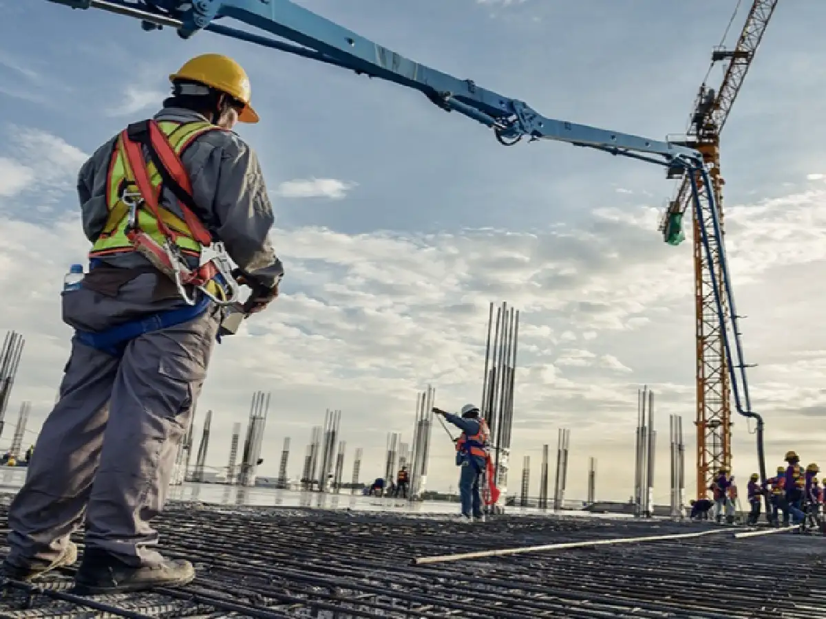Weiss dijo que la construcción cerrará el primer semestre con un alza de hasta 7%