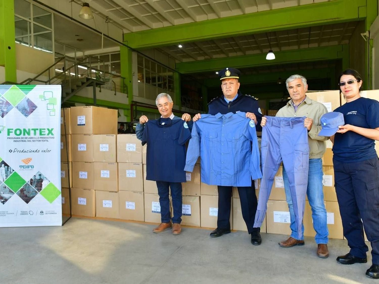 El programa FONTEX concretó nueva entrega 
de indumentarias a la Policía de Formosa