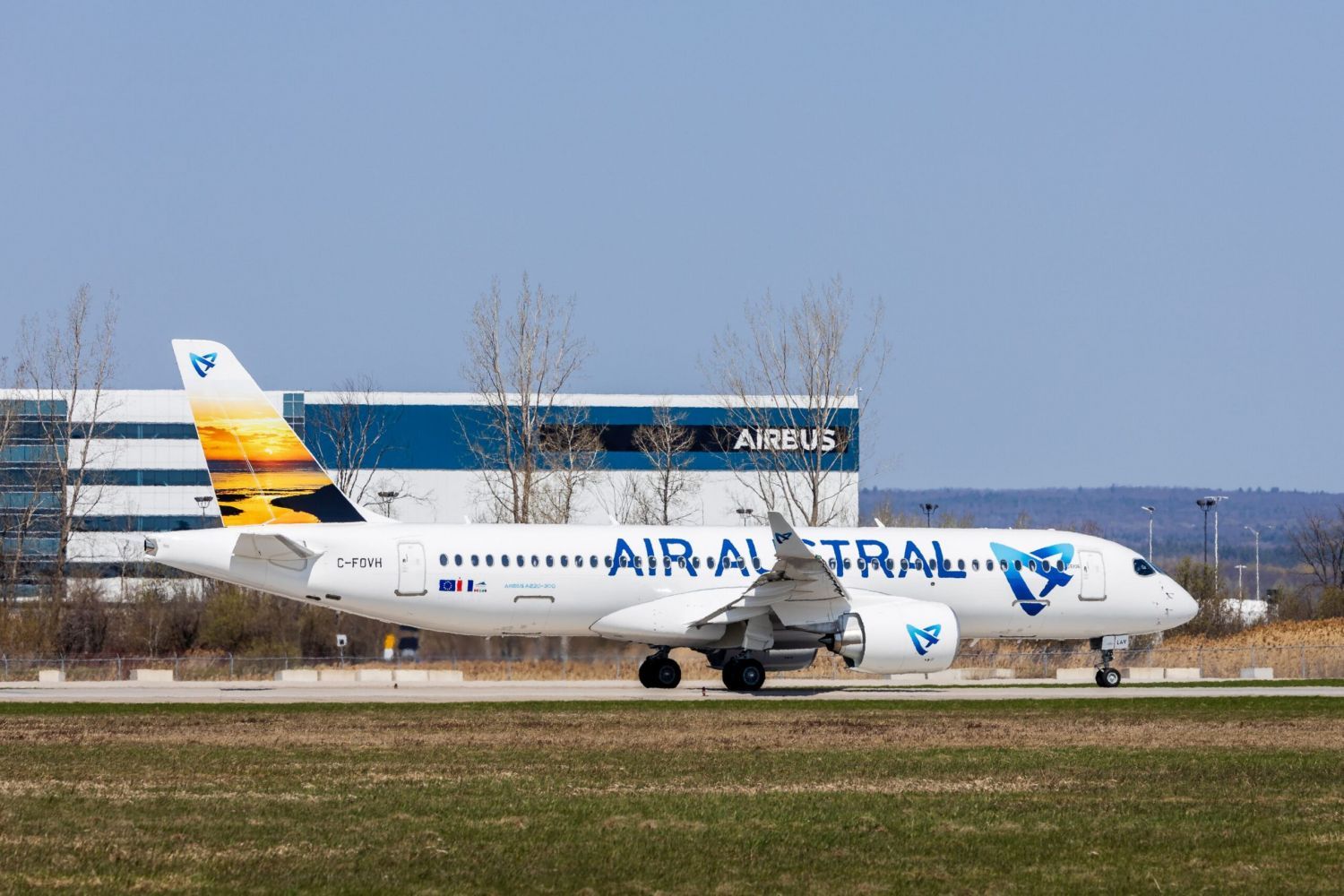 Air Austral recibió su primer Airbus A220