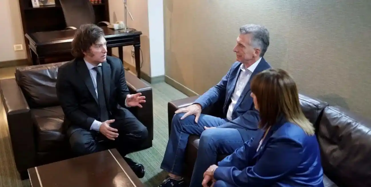 Las expresiones de Javier Milei tras el fracaso de Ficha Limpia fueron interpretadas como un tiro por elevación a Mauricio Macri, quien se cargó al hombro la campaña en CABA.