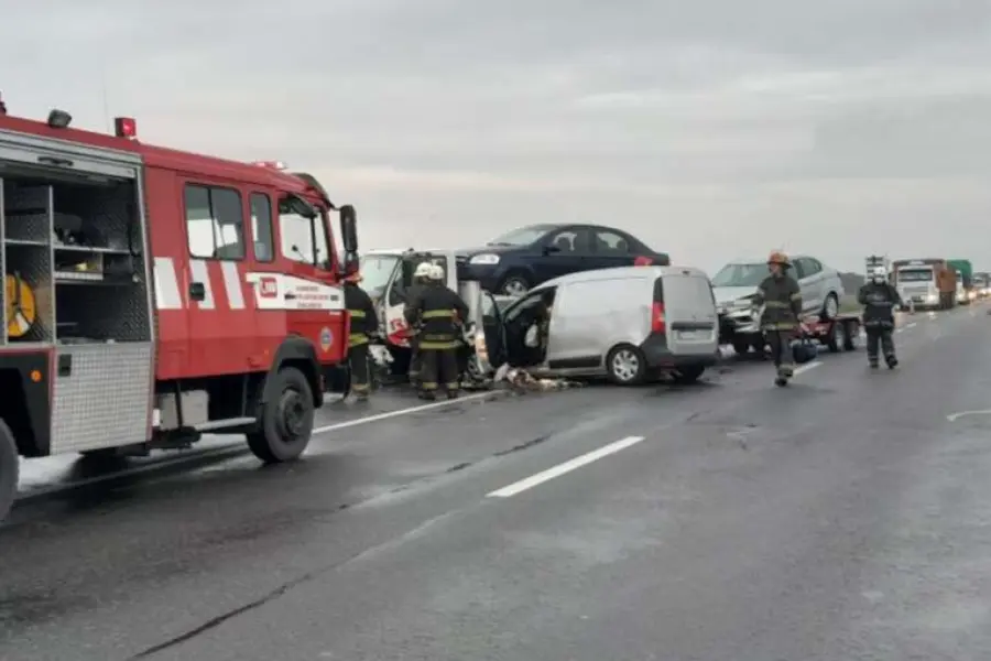 Impactante choque frontal en Ruta Nacional 7: hay dos personas heridas