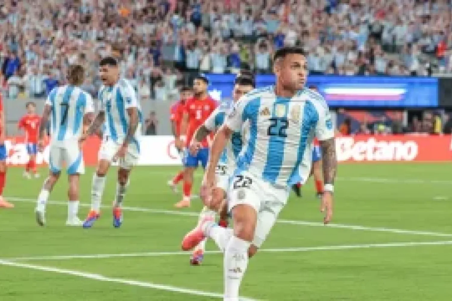 Sin Messi y Di María, Argentina recibe a Chile en el "Más Monumental"