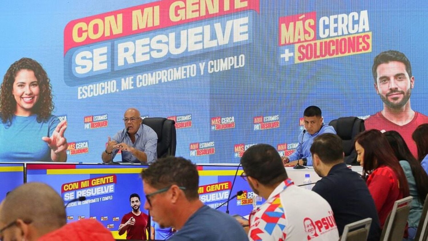 "La única estrategia de la campaña para el 27jul es acercarse a la gente". Jorge Rodríguez