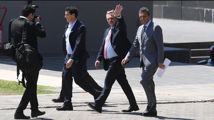 El Presidente y Massa acordaron la agenda de sesiones extraordinarias 