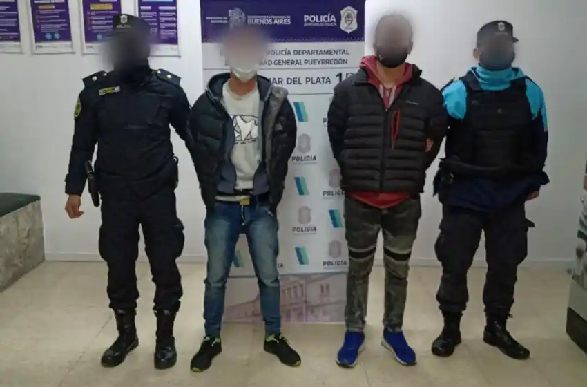 Una tarde en colectivo: robaron un celular, golpearon al chofer y rompieron un vidrio