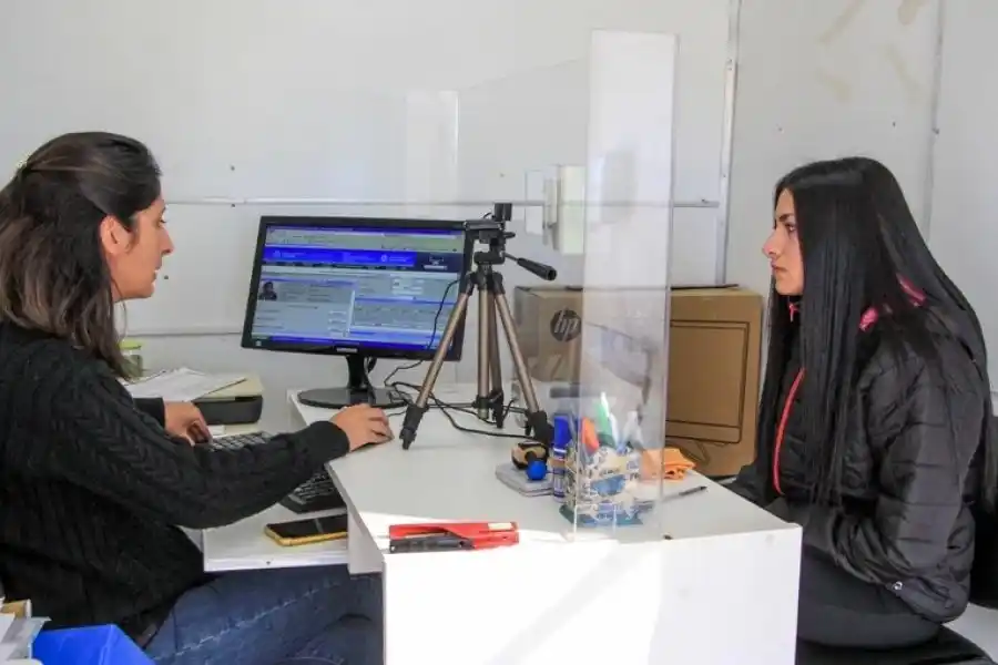 Trámites digitales en los Centros Tecnológicos Barriales de la Rafaela