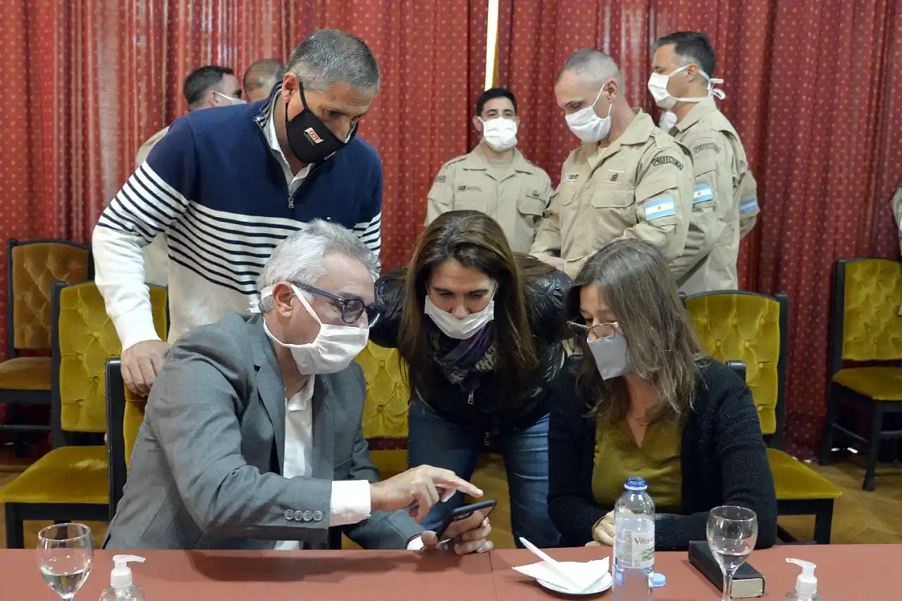 Cuarentena: En Tigre, la ministra Frederic supervisó controles junto al intendente Julio Zamora