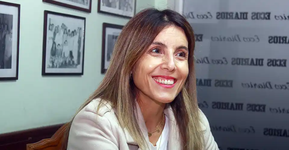 Apuntar a la educación y a un desarrollo sobre la costa