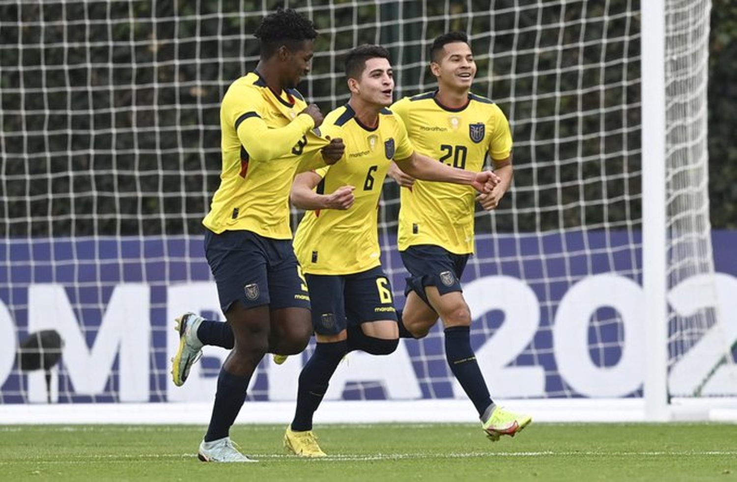 Ecuador se quedó con la última plaza