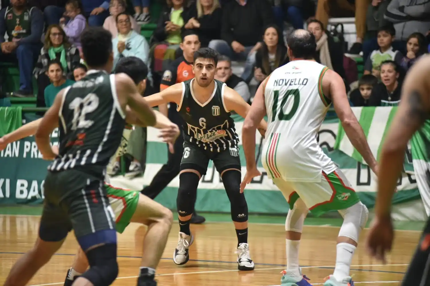 Desde su casa: el triplazo de Nicolás Nieto en la victoria de Racing sobre Neptunia