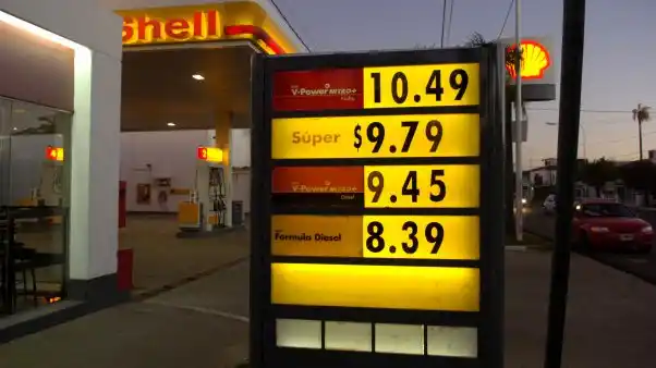 El Gobierno estableció un tope del 6% para los aumentos en combustibles 