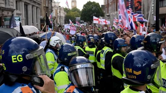 Protesta masiva en Londres termina con nueve detenidos