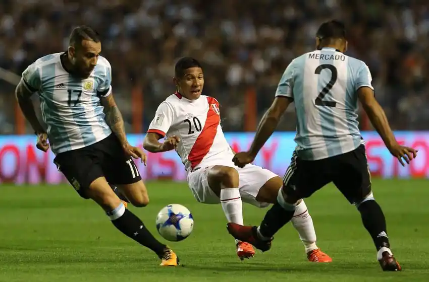 Así se vive en Twitter el partido de Argentina – Perú